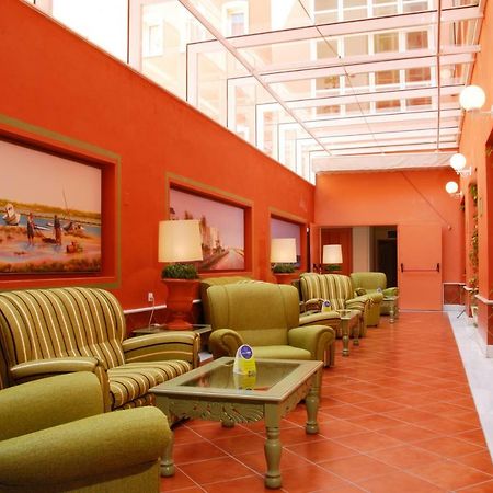 Crisol Chiclana Hotel Chiclana de la Frontera Exterior photo