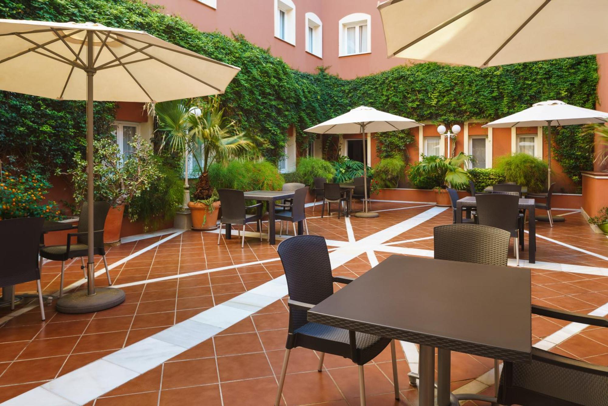Crisol Chiclana Hotel Chiclana de la Frontera Exterior photo
